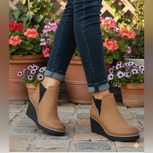 SIZE 10 BRAND NEW IN BOX SOUL Naturalizer® Affirm Water Resistant Booties